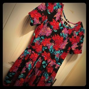 LuLaRoe Amelia Size M EUC